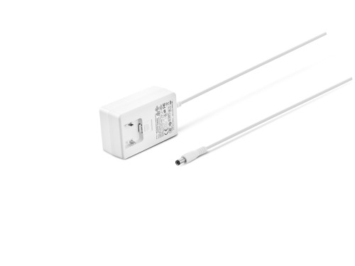 White wall travel Adapter/Converter (votl) (Längd sladd)